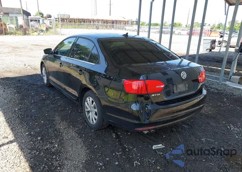 2013 Volkswagen Jetta 2.5L Se z USA, uszkodzony, nr VIN 3VWBP7AJ2DM258024